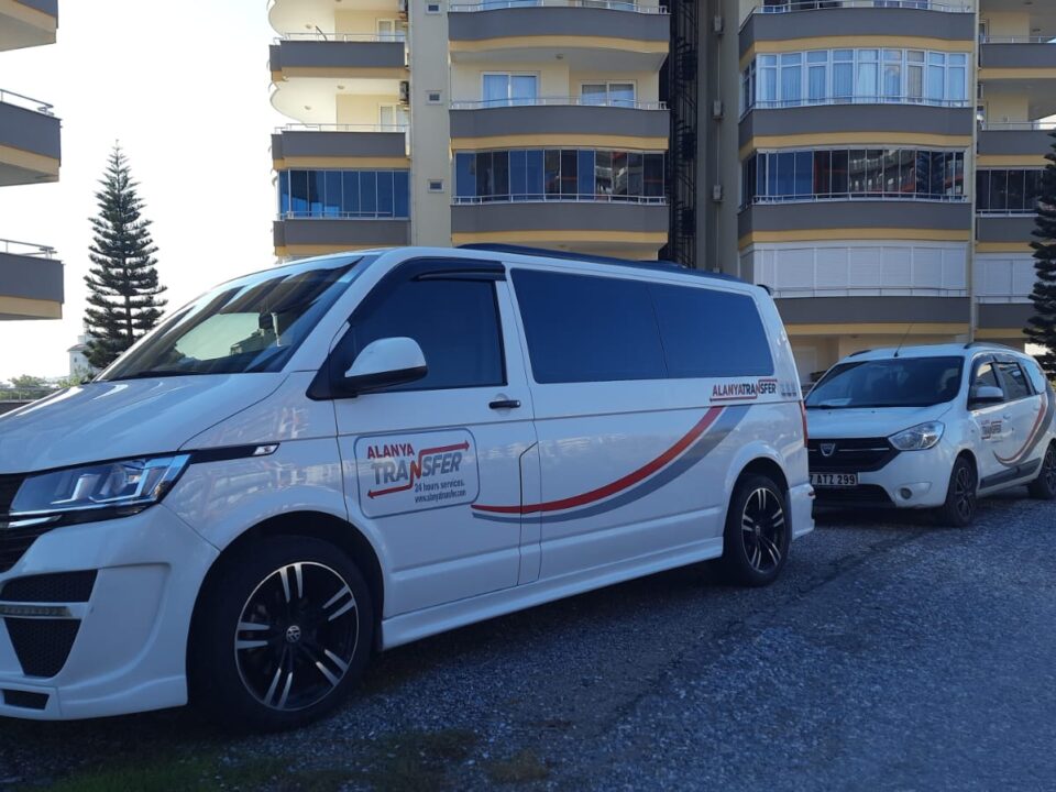 Private Transfer Services from the Scenic Kızılot Region to Vibrant Konaklı