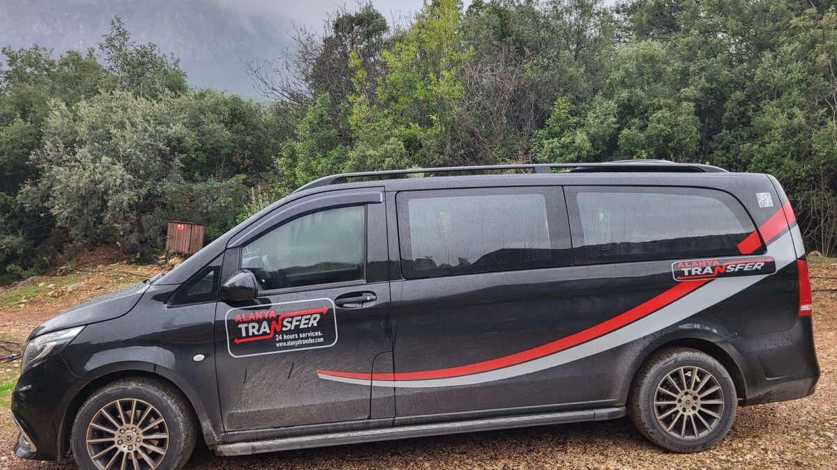konaklitransfer.com Premium Konaklı to Mahmutlar Luxury Transfer Services for Comfortable and Private Coastal Travel